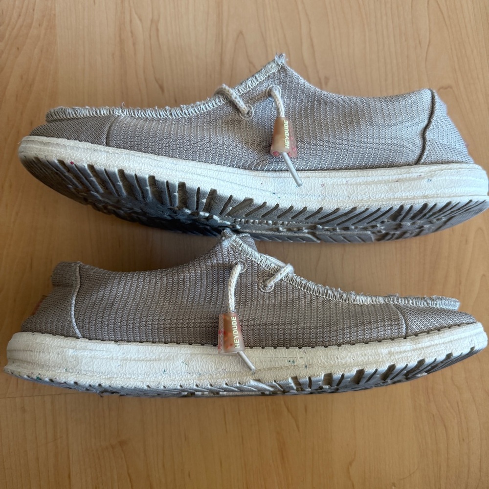 Hey Dude Women’s Wendy Eco Sox Tan Taupe Lightweight Slip-On Shoes Loafers Sz 10 - Picture 10 of 12